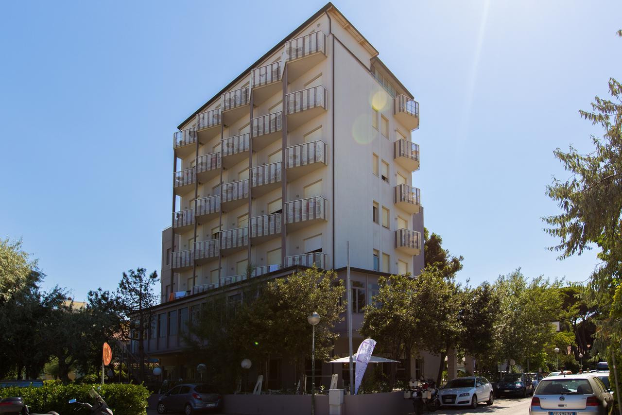 Hotel Viamare Μιλάνο Μαριτίμα Εξωτερικό φωτογραφία